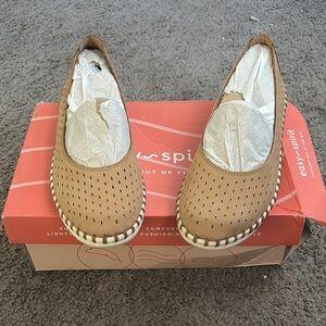 Easy Spirit Tan Shoes Brand New Never Used